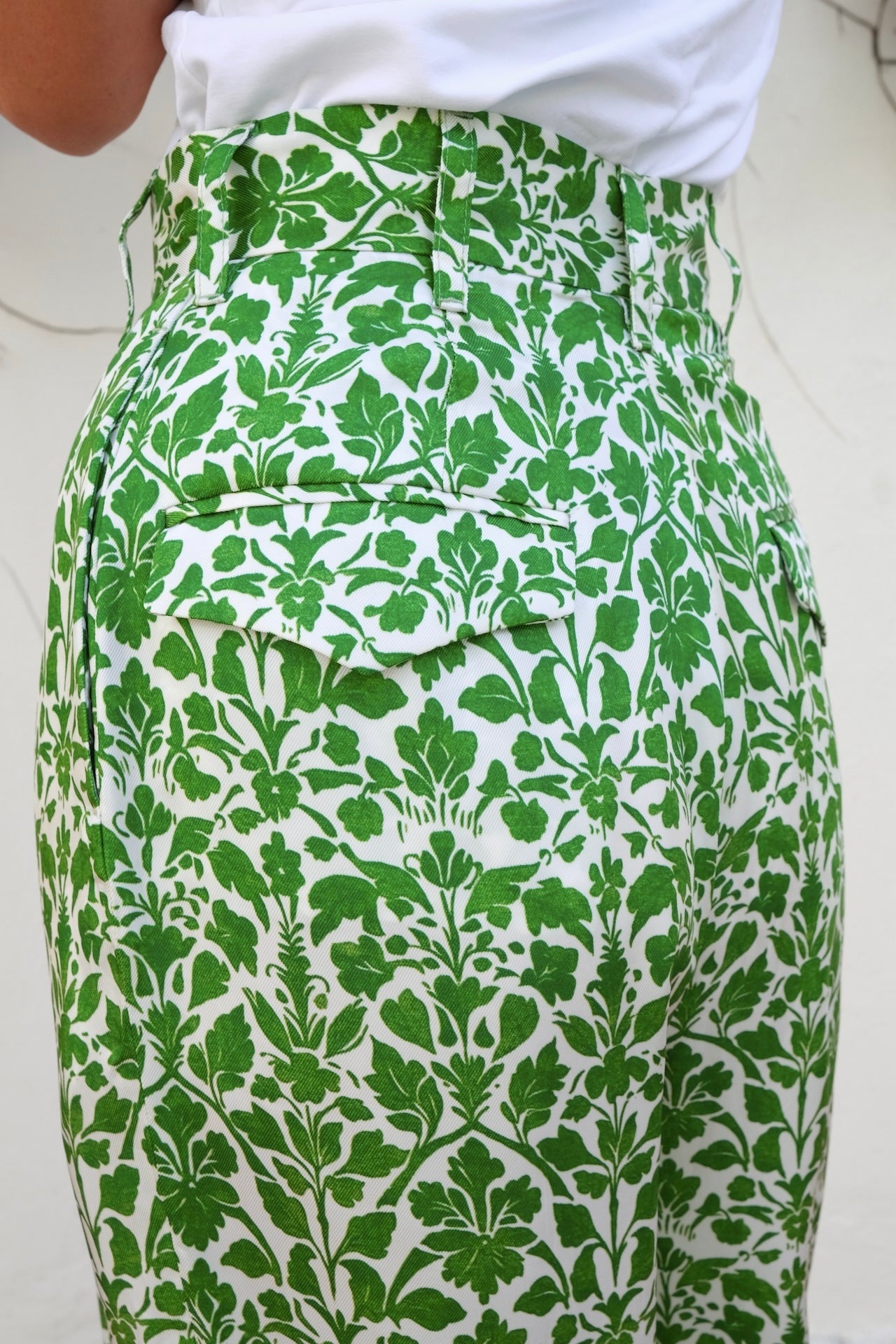 Green Vines Pleated Pants