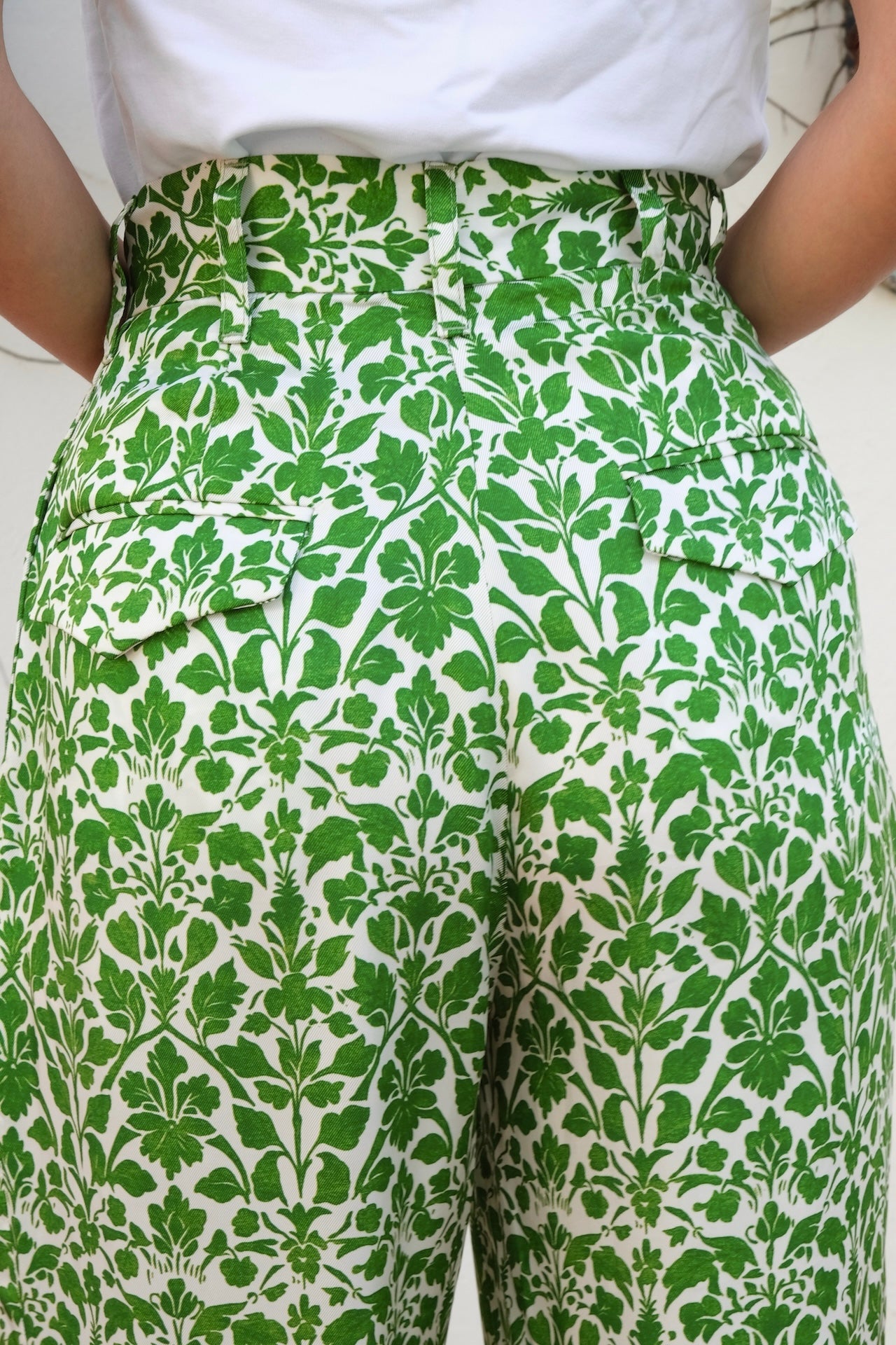 Green Vines Pleated Pants