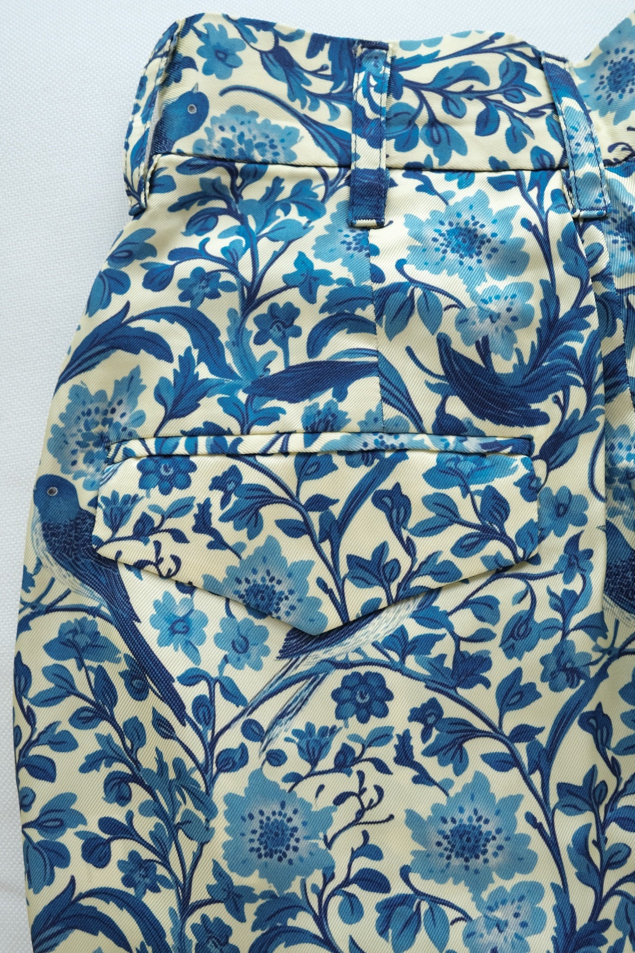 Birds Pleated Pants