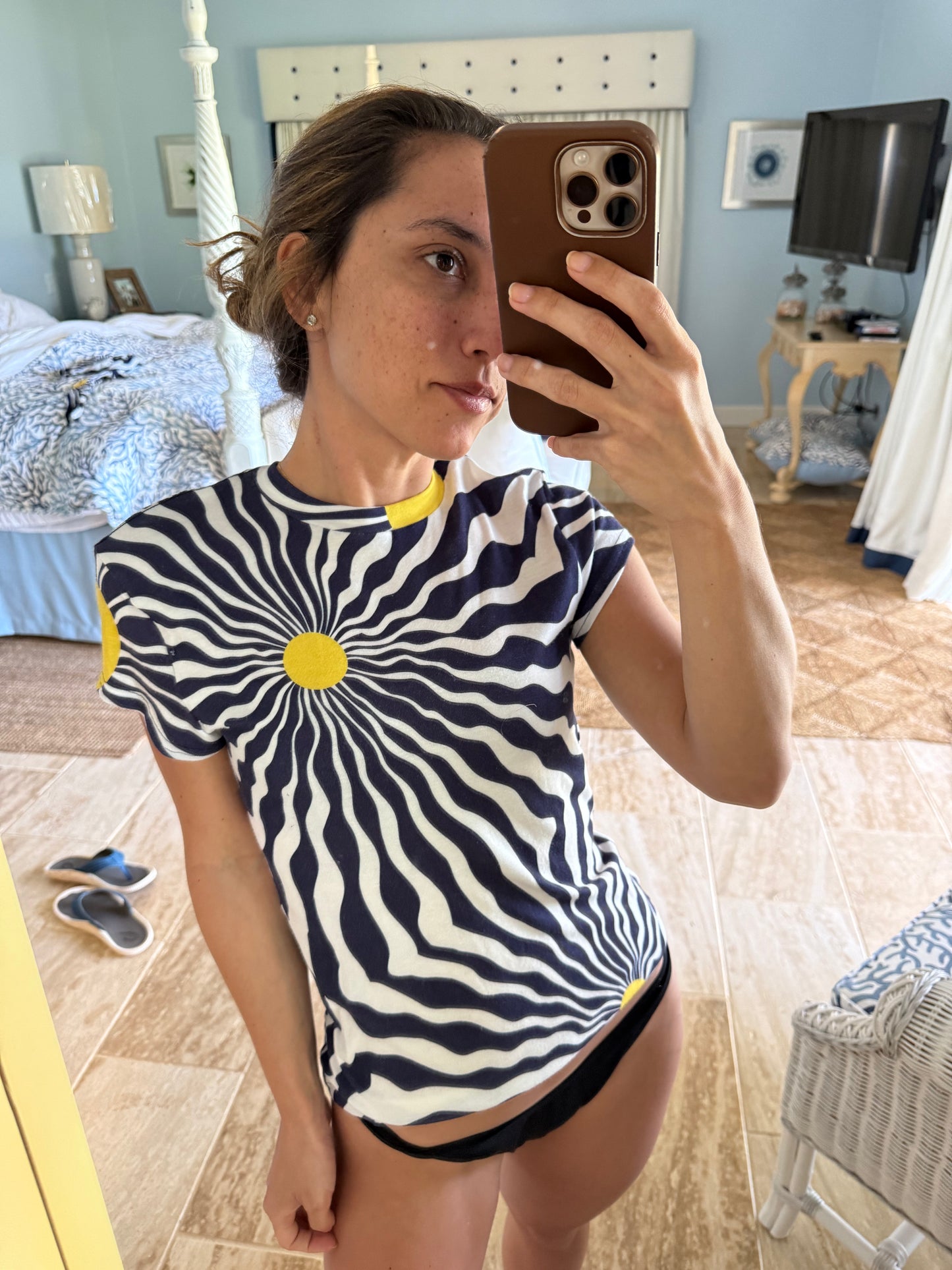 Wavy Sun Cap Sleeve