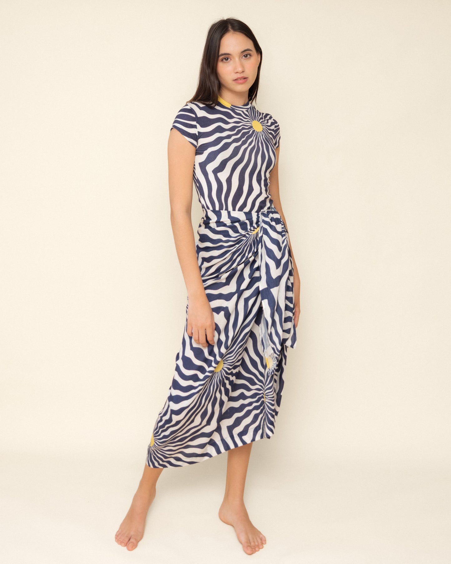 Wavy Sun Cap Sleeve